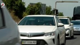VIDEO Vacanța începe la coada din vamă. Șoferii au așteptat ore în șire